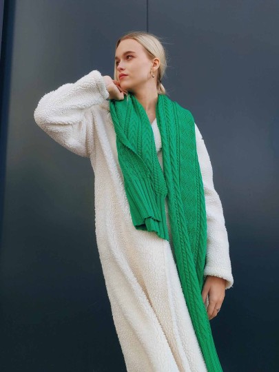 Miram green merino wool scarf