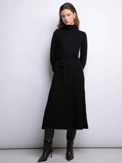 Maliin black merino wool dress